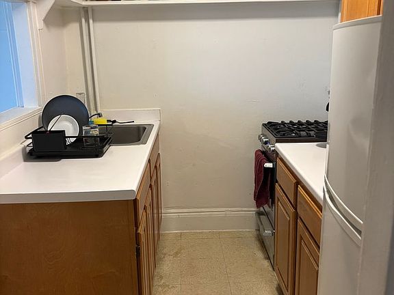 4th image of 101 Summer St APT 117