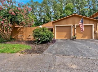 869 Lake Hollow Blvd SW, Marietta, GA 30064