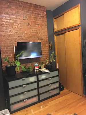 Rented by Warren T Real Estate Corp. | media 18