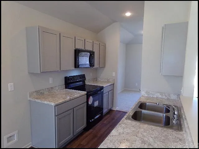 10 Big Bend Dr — Photo 6