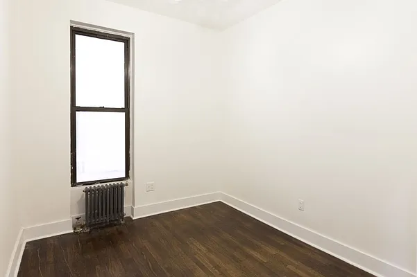 Rented by MNS | media 17