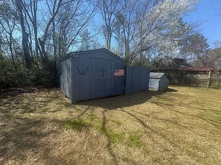 5870 McDonald Rd — Photo 24