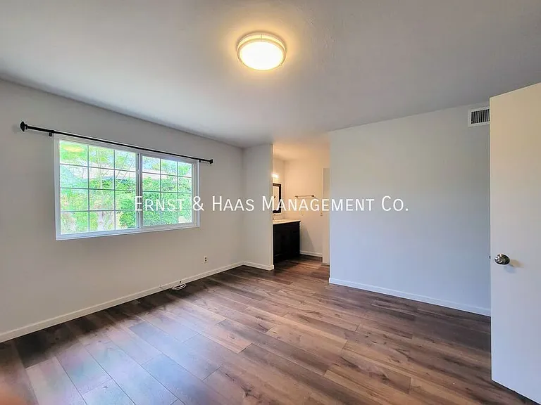 10751 Andy St — Photo 15