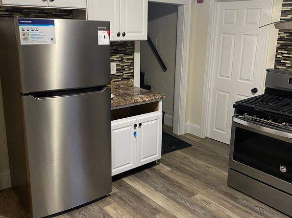 173 Porter St #5, Stoughton, MA