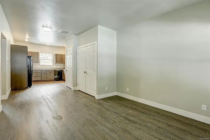 2 bed, 768 sqft, $1,745 — Photo 4