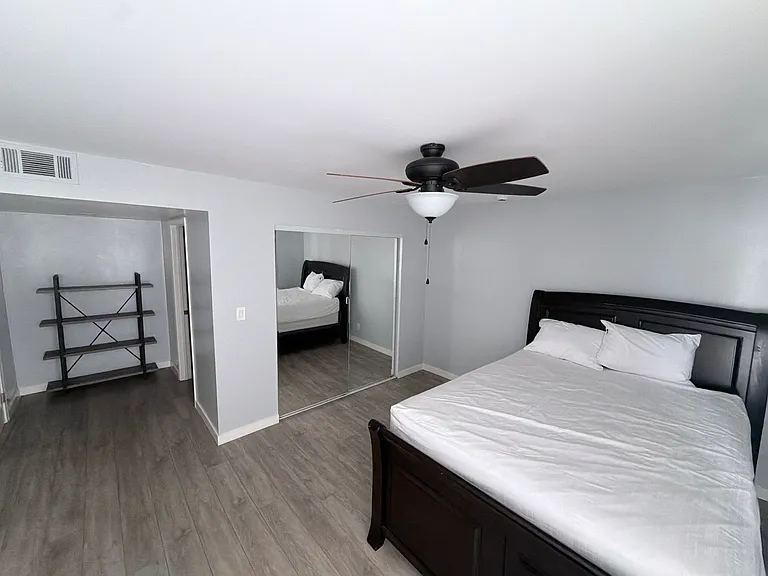 6040 Barton Ave #103 — Photo 3