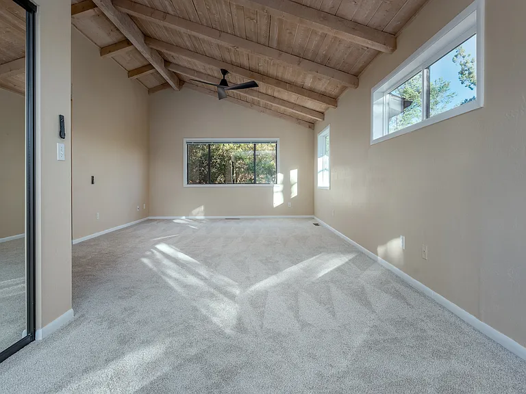 1050 Lee Mountain Rd — Photo 14