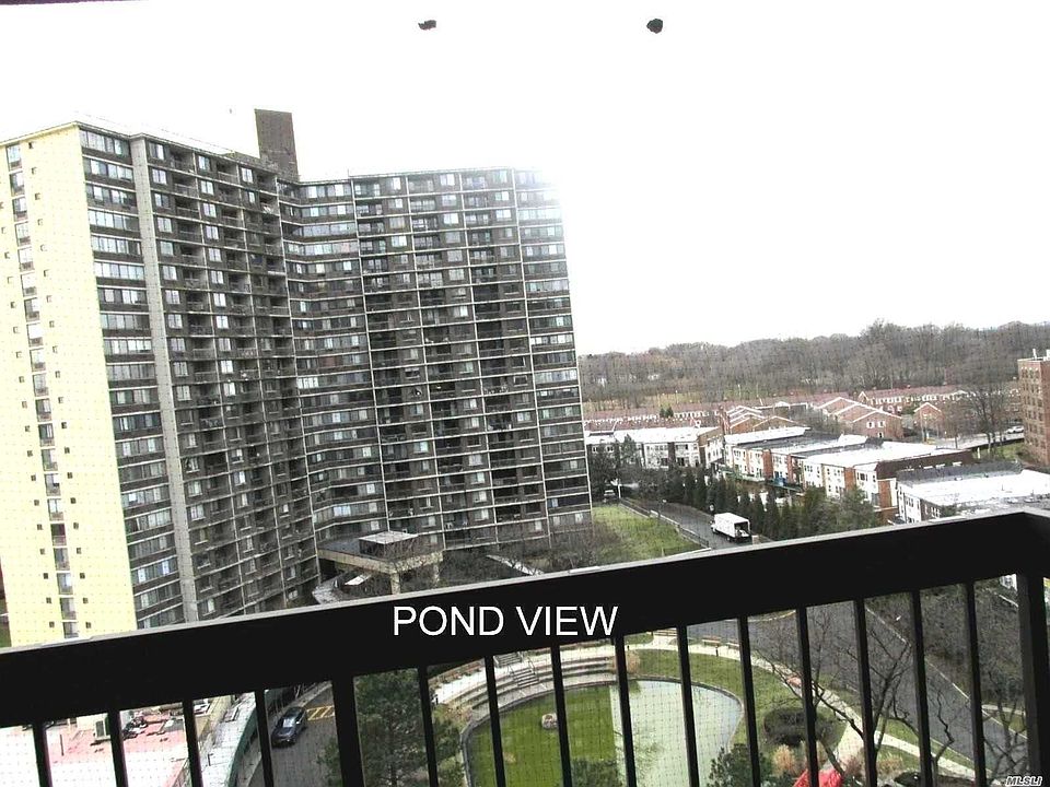 1st image of 2 Bay Club Dr APT 11S