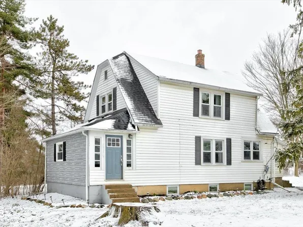 6536 Bricker Rd, Greenwood, MI 48006