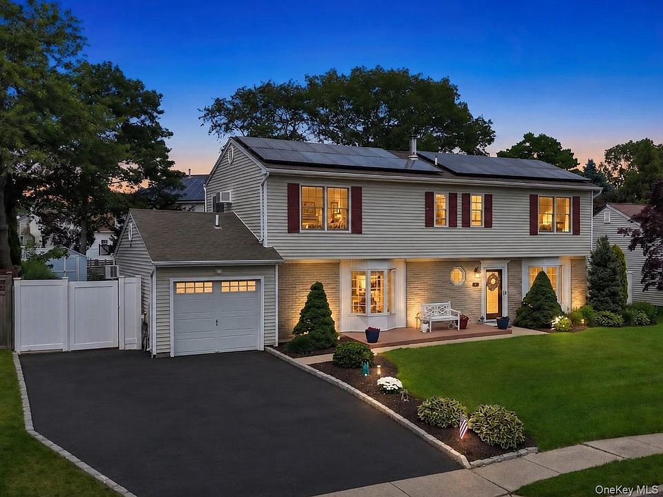 1st image of 71 Singingwood Drive