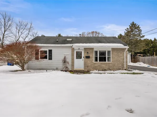 14 Pontiac St, Webster, NY 14580