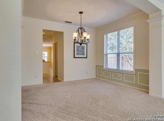 5th image of 4019 Legend Creek Dr