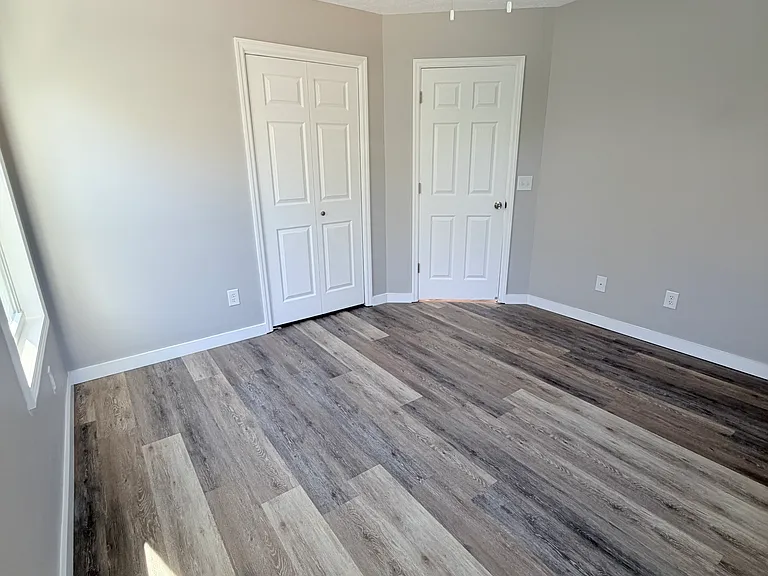 123 Seabreeze Cir — Photo 32