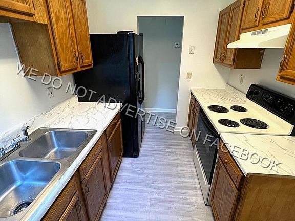 3rd image of 6042 Transylvania Ave