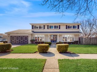 1 Reba Ct, Morton Grove, IL 60053