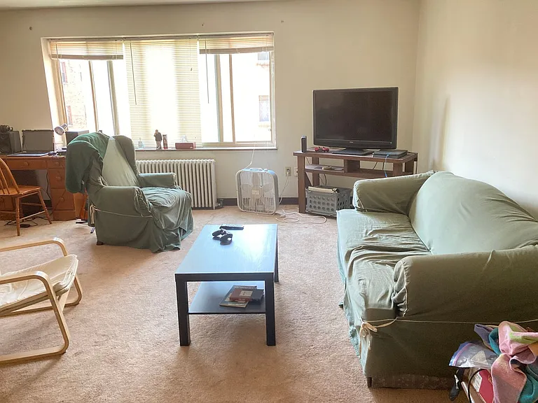 5600 5th Ave — Photo 55