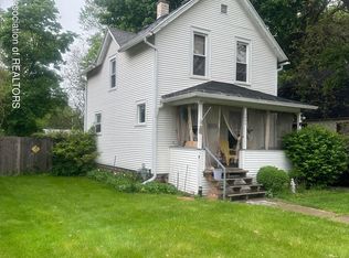 1806 Linval St, Lansing, MI 48910