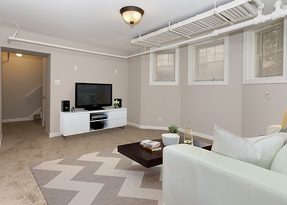 3rd image of 425 S Wisconsin Ave #Gs