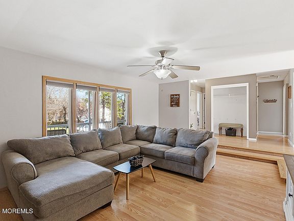 5th image of 1932 11th Avenue
