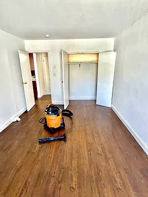 Rented by Amorelli Realty | media 13