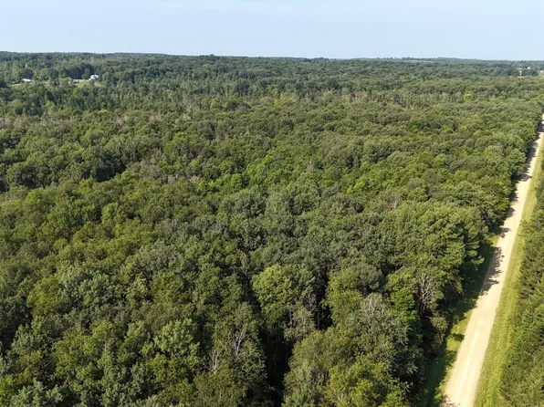 Lake & Laird Rd, Atlantic, PA 16111