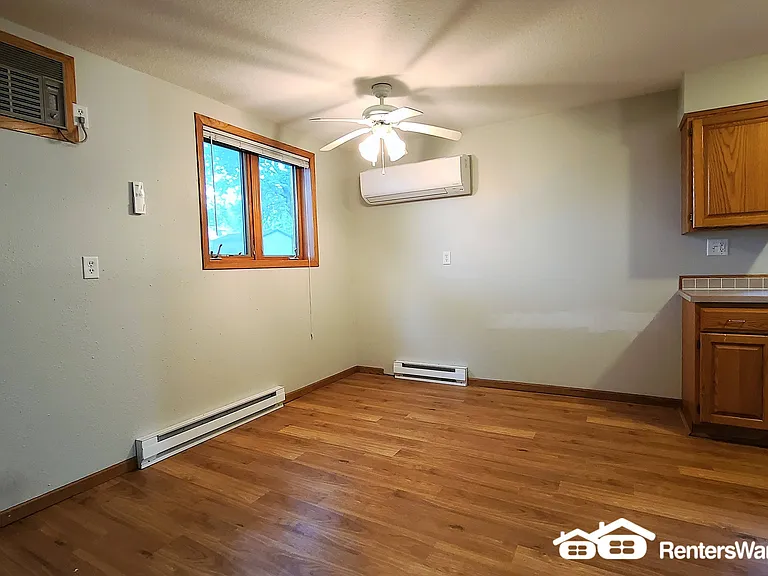 309 N Park St — Photo 4