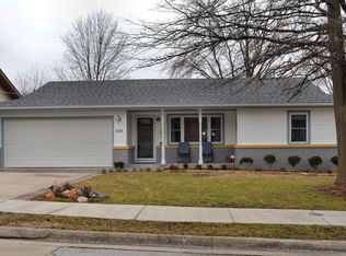 830 W Glenwood St, Springfield, MO 65807