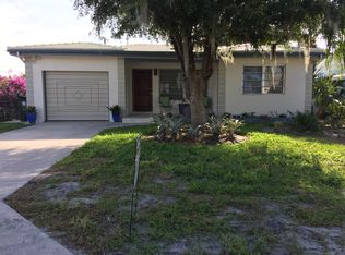 1030 N M St, Lake Worth, FL 33460