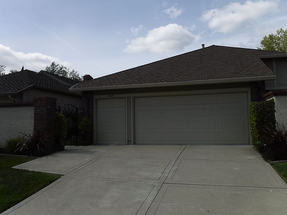 1st image of 338 Jacaranda Dr