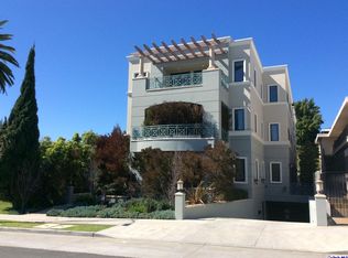 11961 Darlington Ave #3, Los Angeles, CA 90049