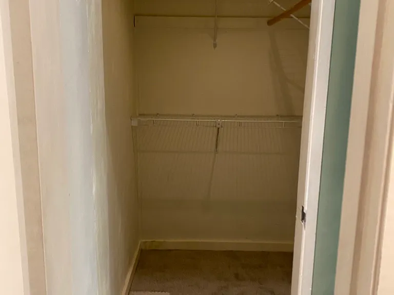16 Wellington St #4 — Photo 12