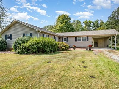 4401 Hollow Hill Rd, Kernersville, NC, 27284