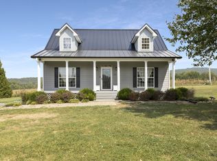 190 Deer Ln, Morrison, TN 37357