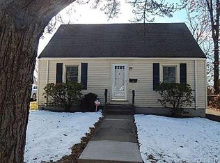67 Hanmer St, Hartford, CT 06114