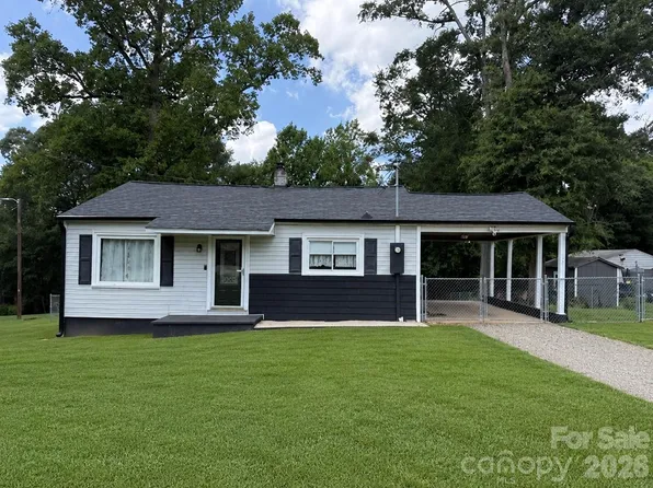 648 Summerow Rd, Stanley, NC 28164
