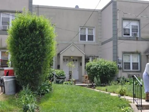 18314 140th Ave, Springfield Gardens, NY 11413