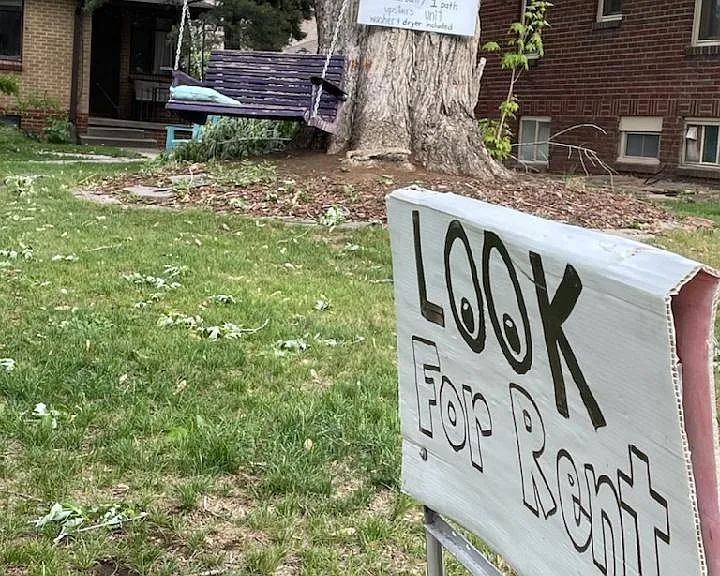 1942 S Columbine St — Photo 1