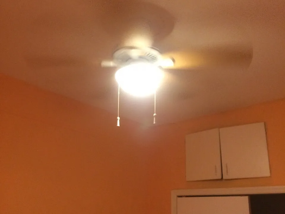 bedroom 1 ceiling