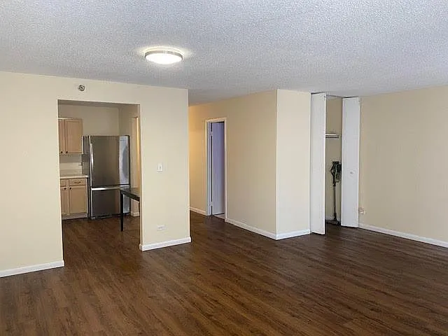 70 W Huron St APT 310 photo 1
