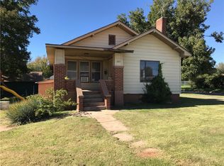 523 N 7th St, Weatherford, OK 73096