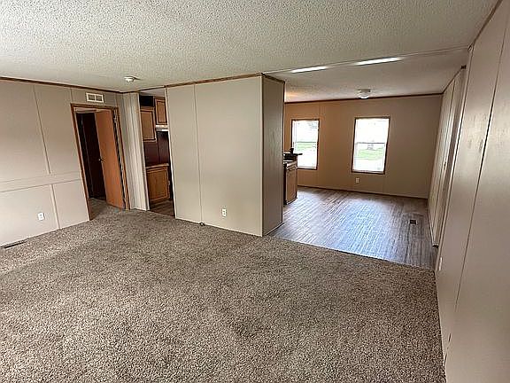 3rd image of 630 Oak St Lot 88