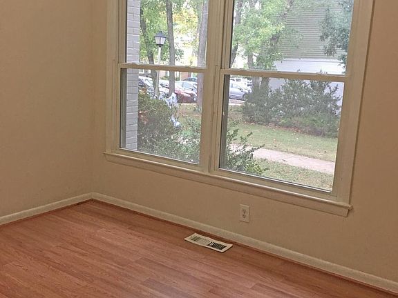 3rd image of 6303 Hillary Ct