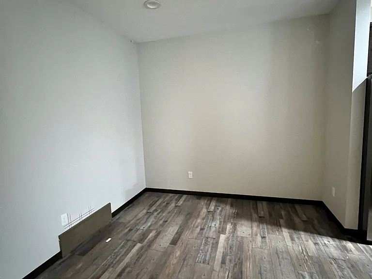 9521 W Dolores Dr — Photo 12