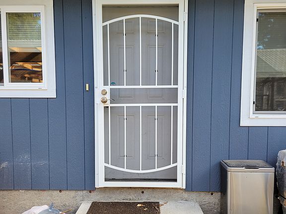 4th image of 17203 8th Ave NE
