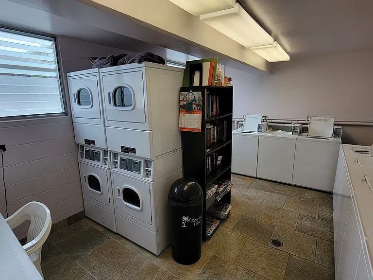 1419 Dominis St #308 — Photo 10