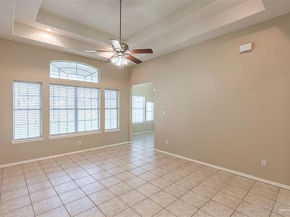 3rd image of 1620 Armagoza Dr