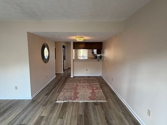 2nd image of 4615 Dow Ct