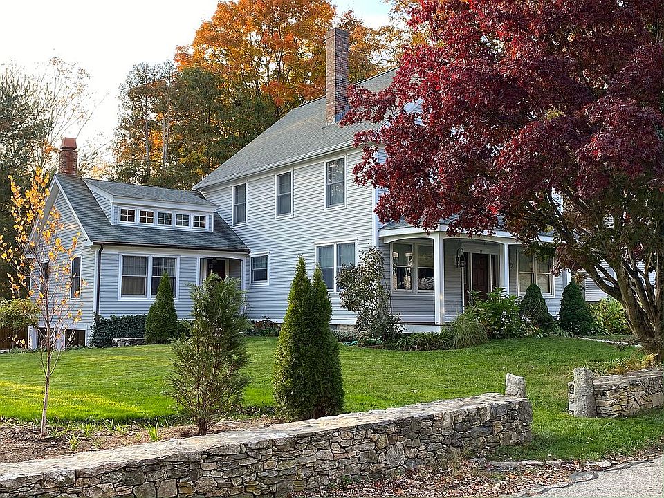 1st image of 8 Lyman St