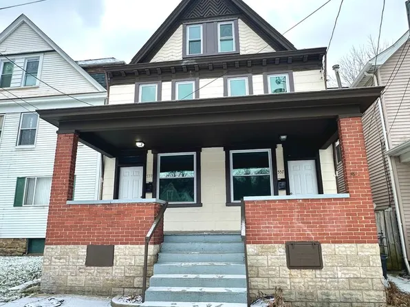 557 3rd St, Pitcairn, PA 15140