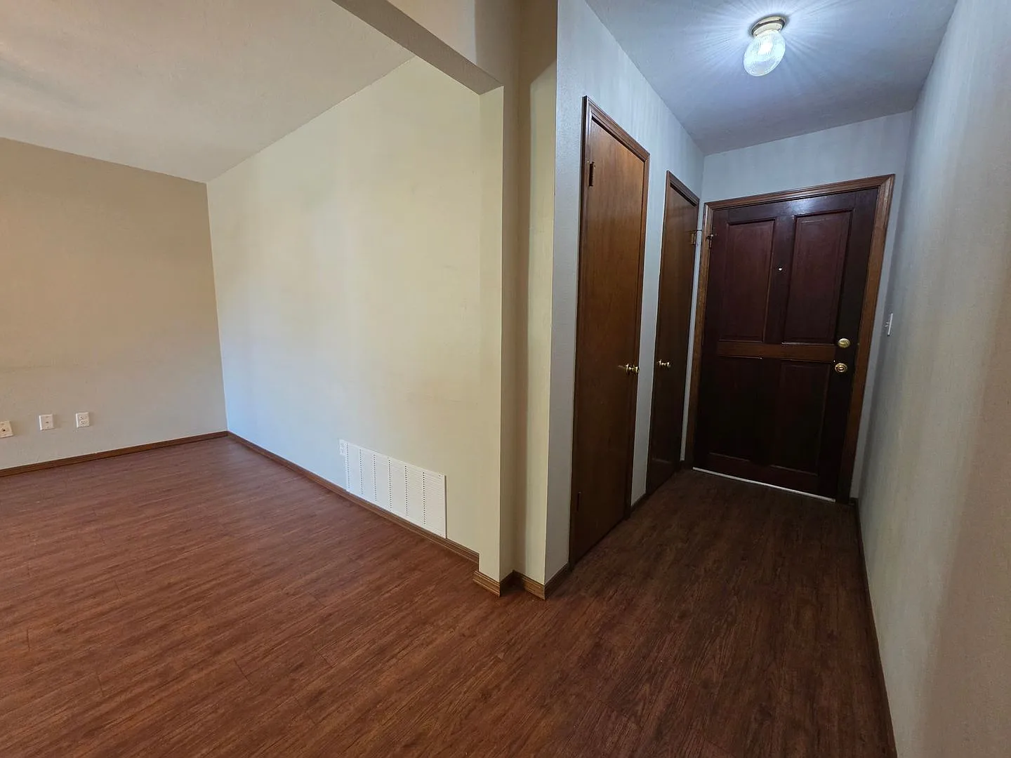 3 Bedroom 2 Bath Home in Shawnee — Photo 2